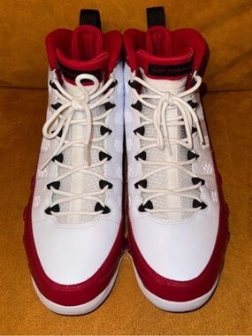 Air Jordan 9 retro Gym Red and White High-Top Sneakers